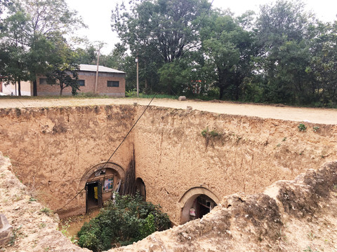 地坑院