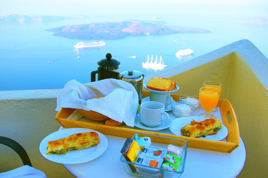 希腊悬崖酒店圣托里尼早餐