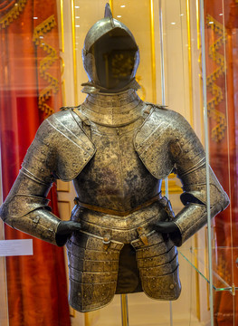 古代欧洲骑士盔甲
