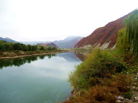 山青水秀