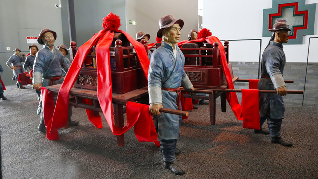 老北京迎亲队伍泥塑
