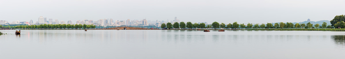 杭州西湖白堤全景图