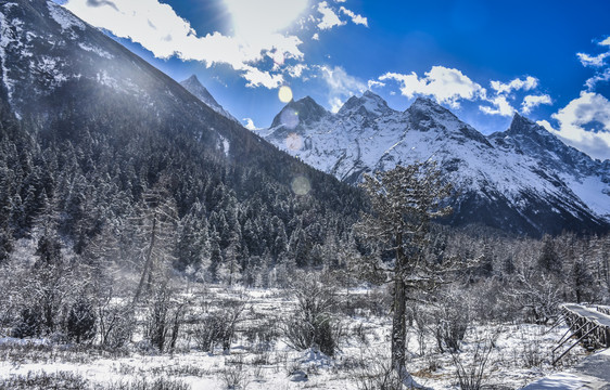 毕棚沟冰雪美景