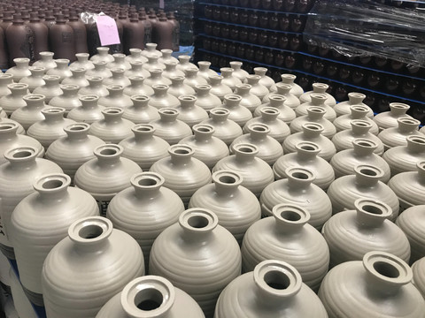 陶瓶生产