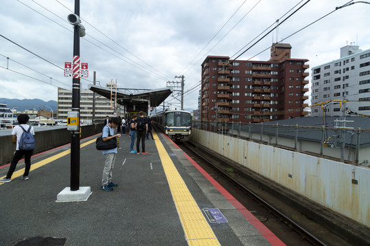 日本京都快轨铁路车站