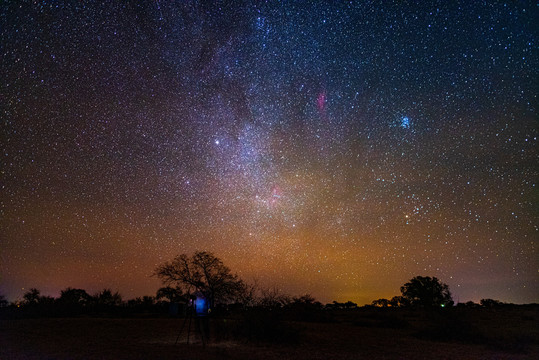 达里诺尔湖星空