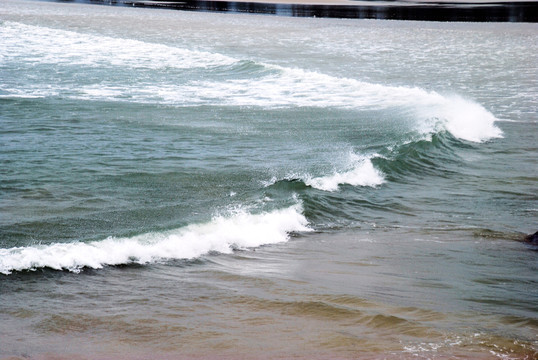 海岸海浪