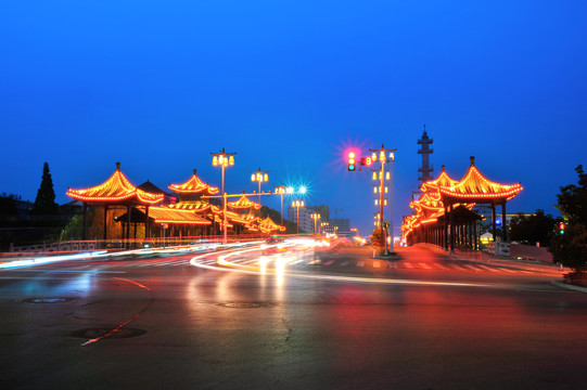 扬州渡江桥夜景