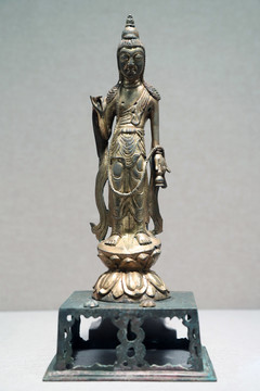 鎏金铜观音菩萨立像