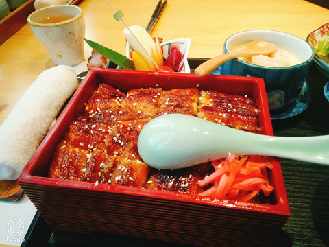 鳗鱼饭
