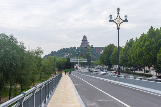 宝鸡石鼓山