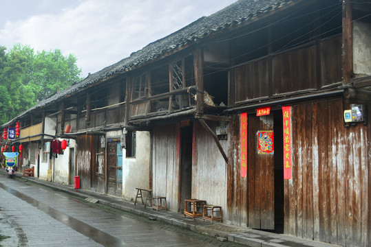 四川元通古镇街道的传统川西民居