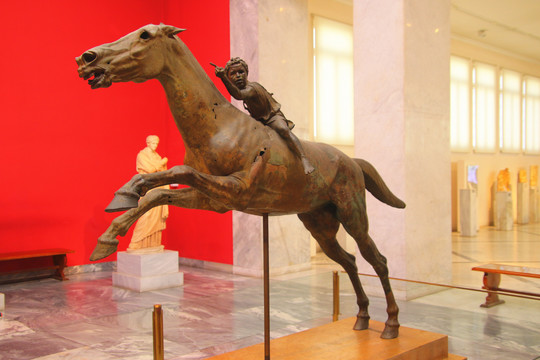 希腊国家考古博物馆骑马小童