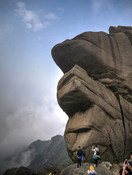 安徽黄山鳌鱼峰