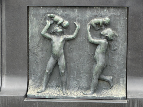 挪威雕像家维格兰作品
