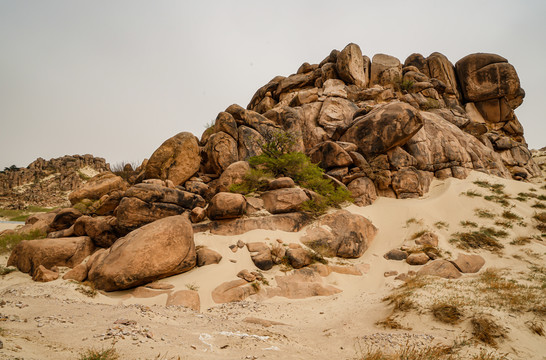 沙漠岩石荒芜戈壁