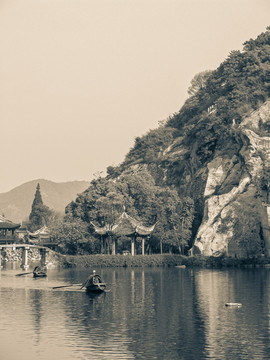 绍兴东湖黑白照片