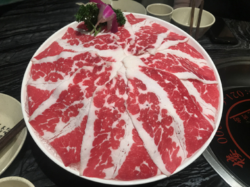 雪花牛肉火锅店