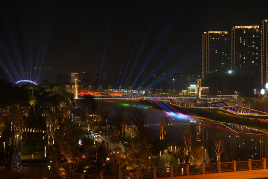 自贡东兴寺夜景