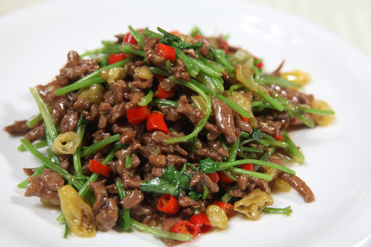 小炒黄牛肉
