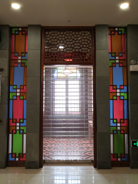 门