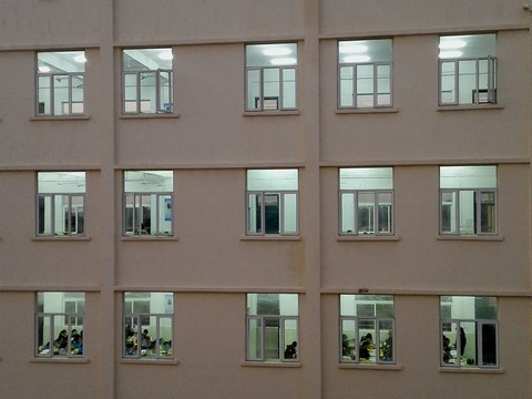 教学楼窗口