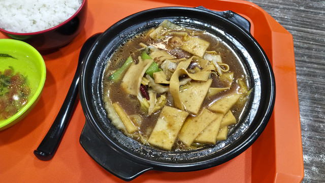 黄焖豆腐饭