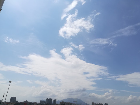 蓝天白云