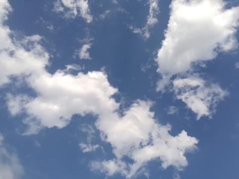 蓝天白云
