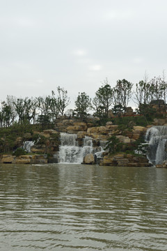 荆州园博园瀑布