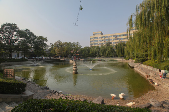 北京交通大学明湖