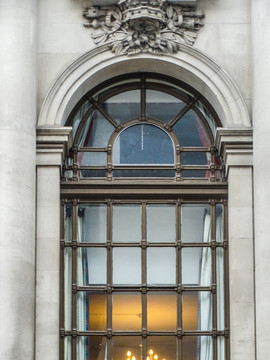 伦敦老建筑窗户