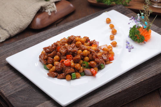 小炒牛肉粒
