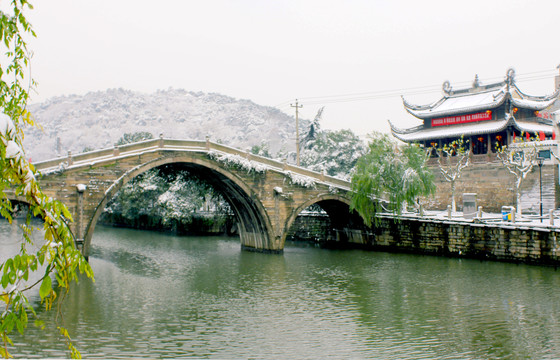 通济桥雪景