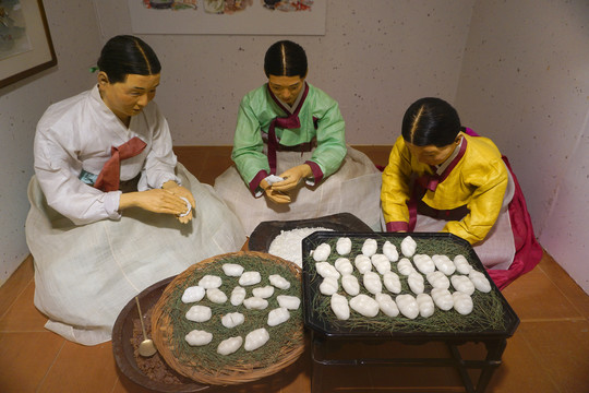 韩国家庭饮食制作场景雕塑