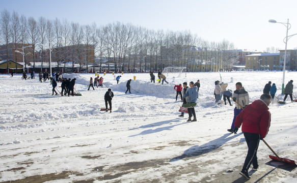 校园清雪劳动