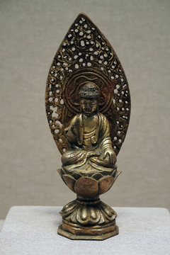 五代吴越国鎏金铜释迦摩尼坐像