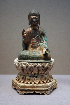 五代铜鎏金释迦摩尼佛坐像