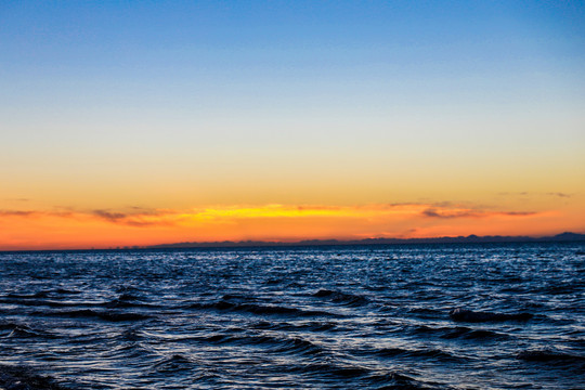 青海湖日出