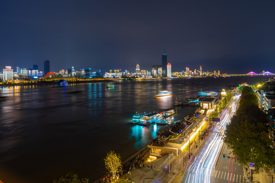 湖北武汉两江四岸灯光秀夜景风光