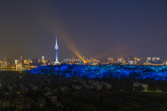 湖北武汉两江四岸灯光秀夜景风光