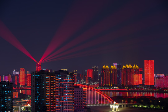 湖北武汉两江四岸灯光秀夜景风光