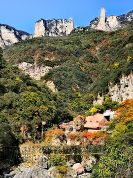 太行山脉河南新乡关山风景区