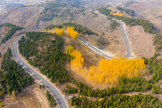 航拍济南七星台盘山公路