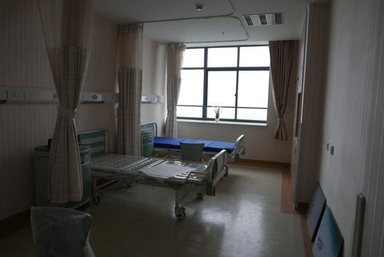 病房