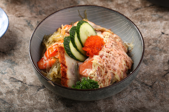 炙烤海鲜丼