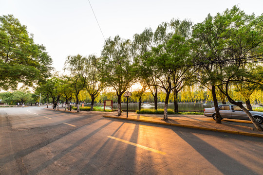 天津大学