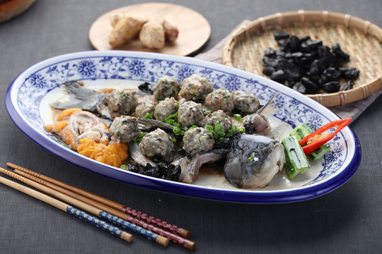 顺德人蒸白鲫