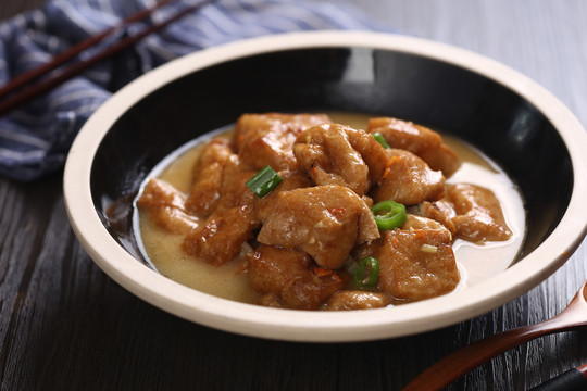 鸡汤油豆腐