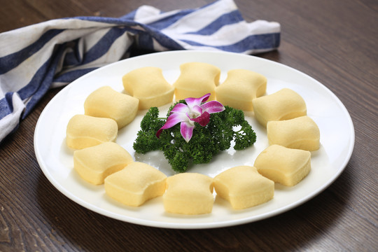 三泰房